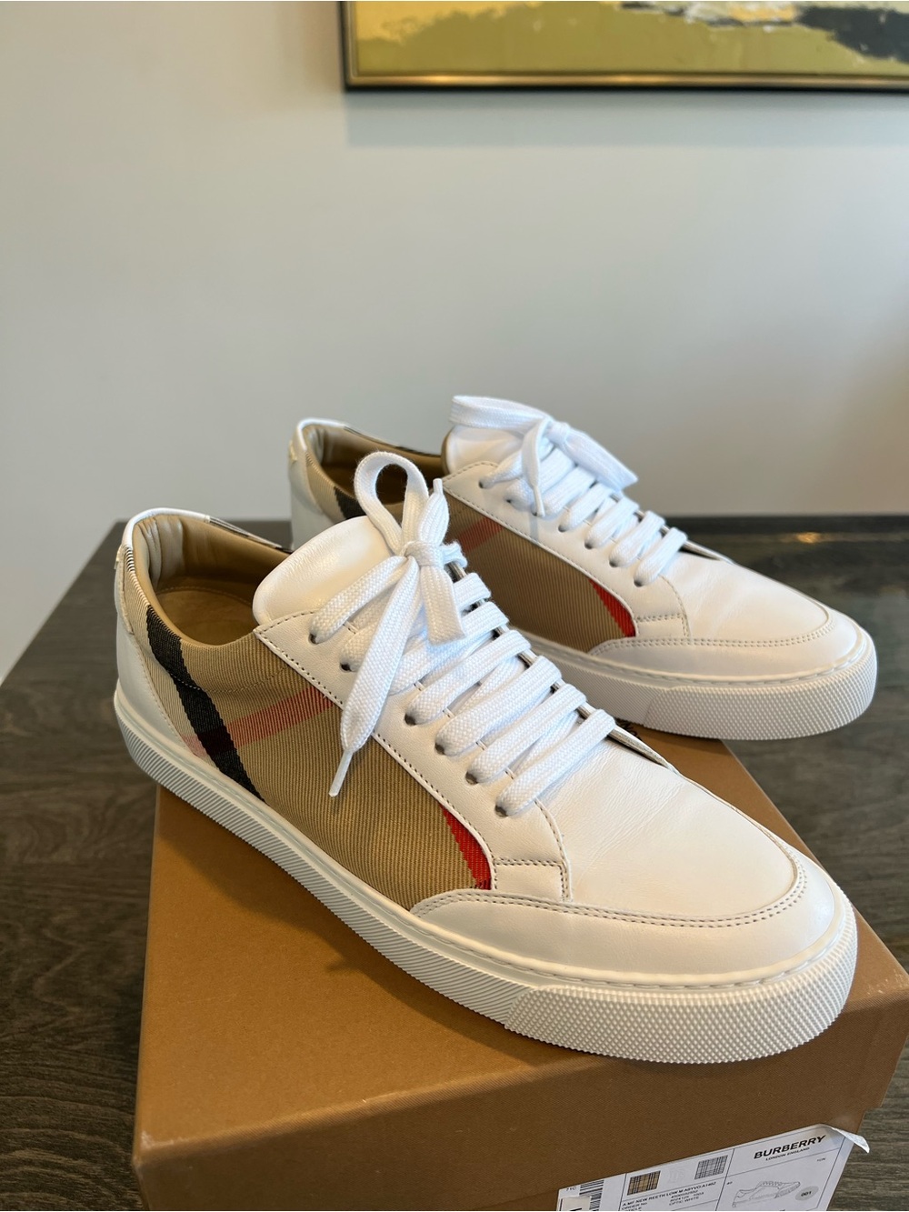 Burberry White Leather Low-Top Sneakers